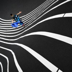 lignes-blanches-superkilen-grand-angle